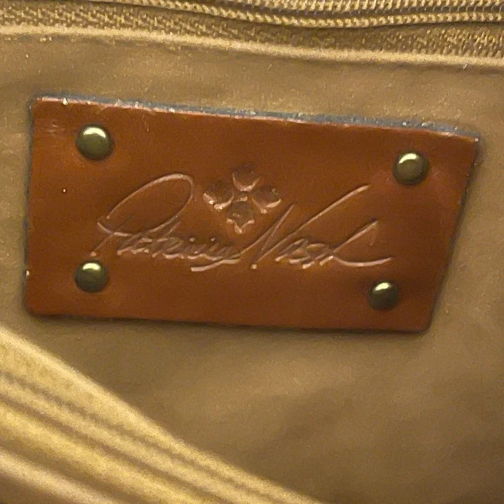 Patricia Nash Italian Leather Brown Crossbody Bag Vintage Push Lock Accordion‎